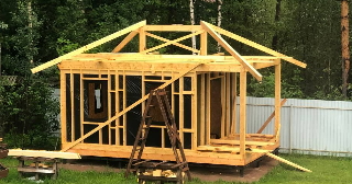 Сарай из бруса 100х100 в Ртищево - строительство под ключ | Строй-Ртщ от 42252 руб.